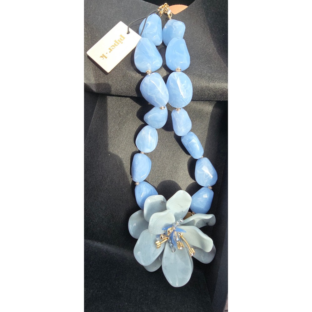 Piper K Blue Marbled Resin Chunky Bead Flower Statement Necklace 18-21 Inch - Picture 2 of 5